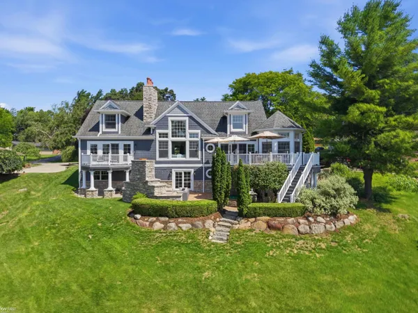 $1,175,000 | 7511 Greene Haven Drive, Clarkston, MI 48348