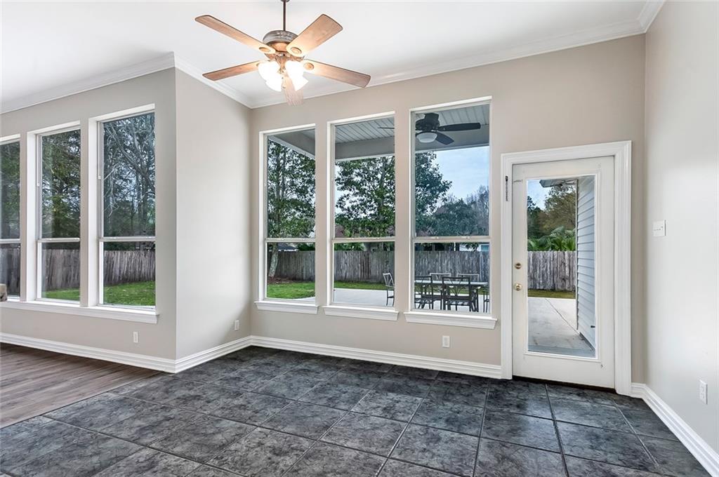 2117 Ridge Court Mandeville, LA 70448 - Photo 8 of 20 Gallery Image 8