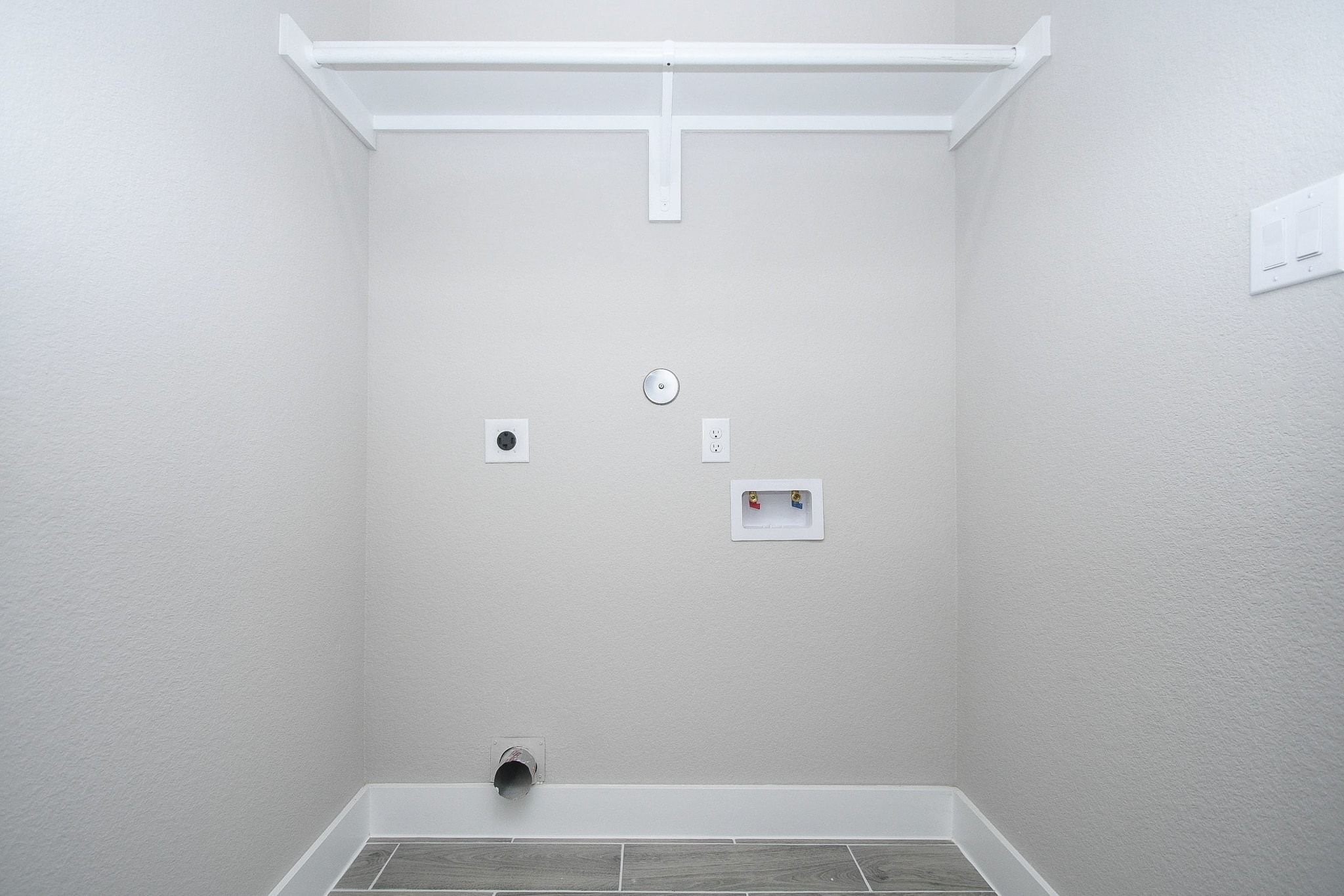 4401 Alvin Street, Unit A Houston, TX 77051 - Photo 15 of 19 a view of a small space