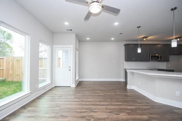 $2,700 | 4401 Alvin Street, Unit A, Houston, TX 77051