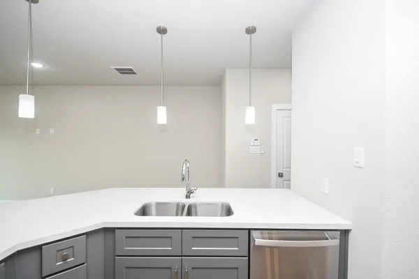 $2,700 | 4401 Alvin Street, Unit A, Houston, TX 77051