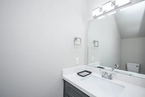 $2,500 | 4401 Alvin Street, Unit A, Houston, TX 77051