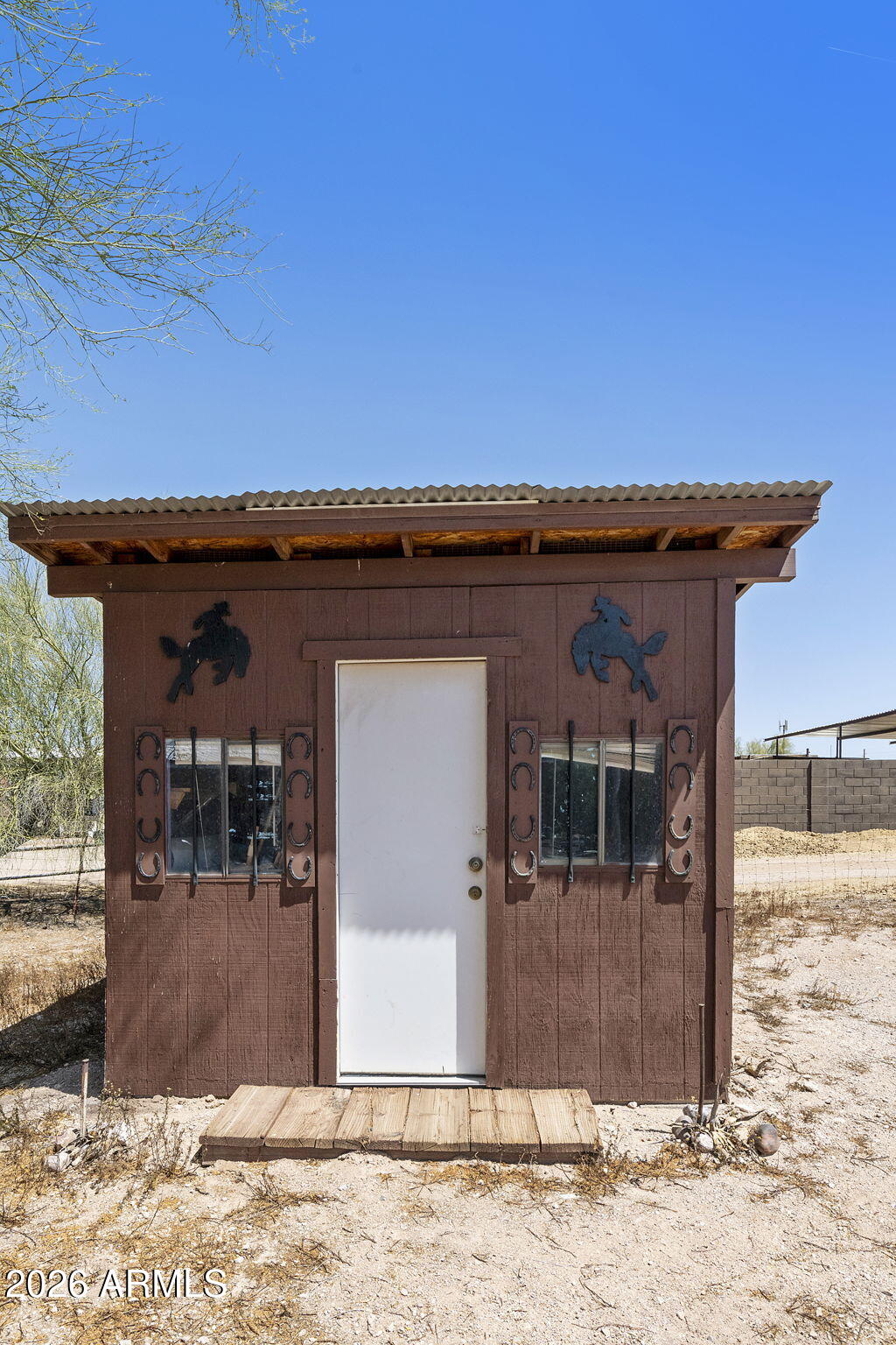 293 South Belaire Road Apache Junction, AZ 85119 - Photo 27 of 39 17-web-or-mls-DLB_7073 - Copy