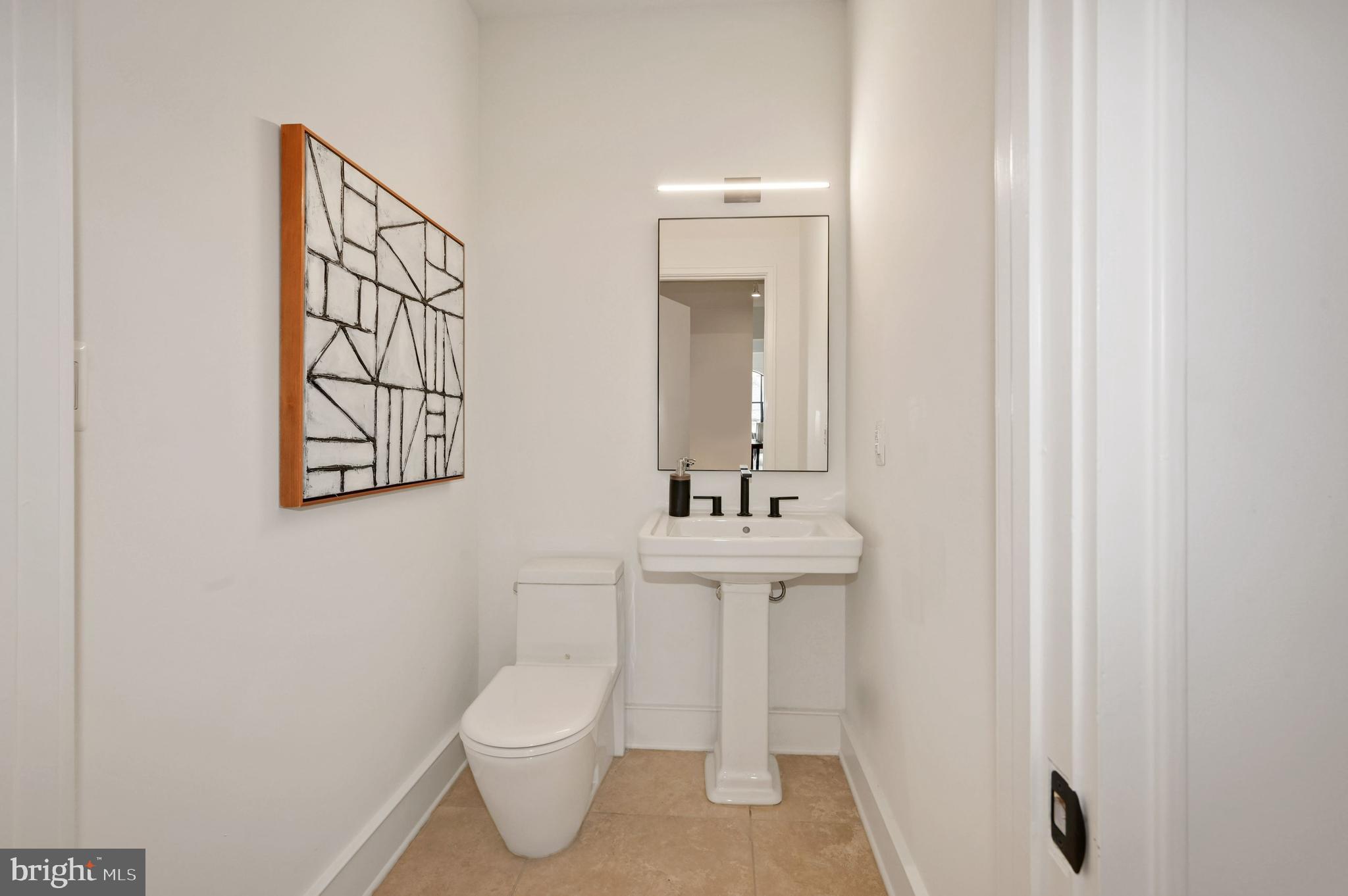 2424 18th Street Northwest, Unit R1 Washington, DC 20009 - Photo 17 of 40