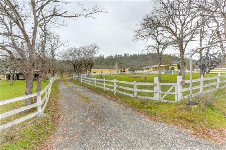 16110 Jones Road White City, OR 97503 - Photo 2 of 32 Additional Photo