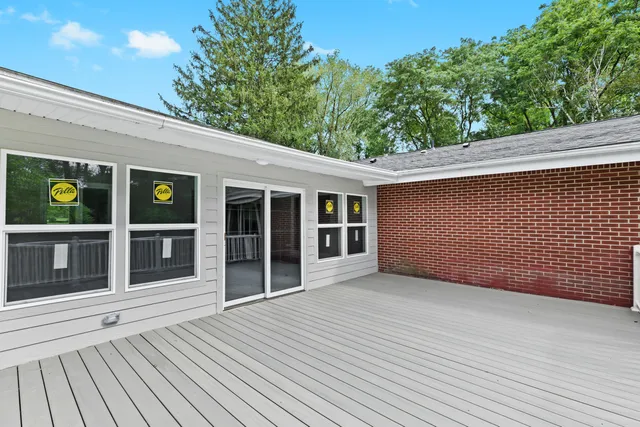 $354,999 | 6886 Stockport Drive, Lambertville, MI 48144