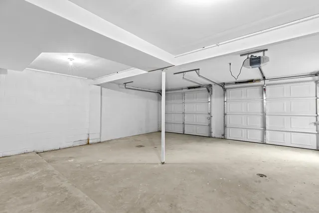 $354,999 | 6886 Stockport Drive, Lambertville, MI 48144