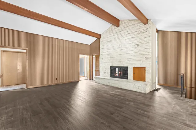 $354,999 | 6886 Stockport Drive, Lambertville, MI 48144