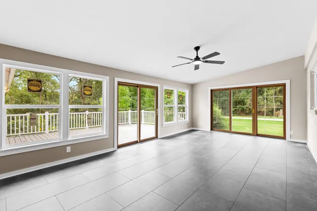 $354,999 | 6886 Stockport Drive, Lambertville, MI 48144