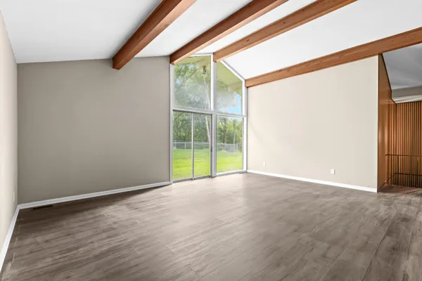 $326,750 | 6886 Stockport Drive, Lambertville, MI 48144