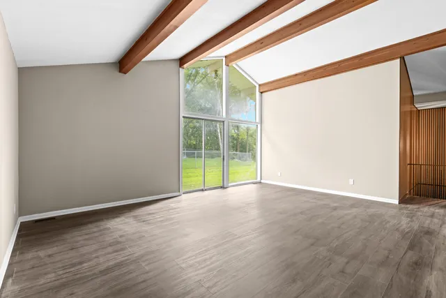 $354,999 | 6886 Stockport Drive, Lambertville, MI 48144