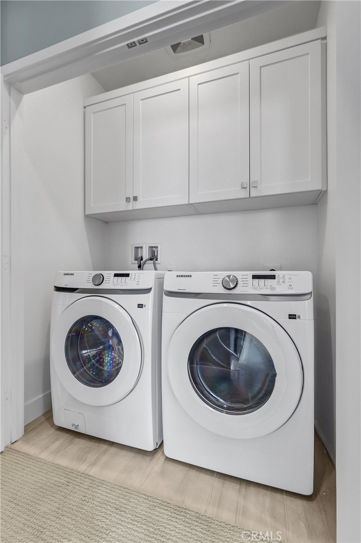 31861 Williams Way Rancho Mission Viejo, CA 92694 - Photo 26 of 28 a utility room with dryer and washer