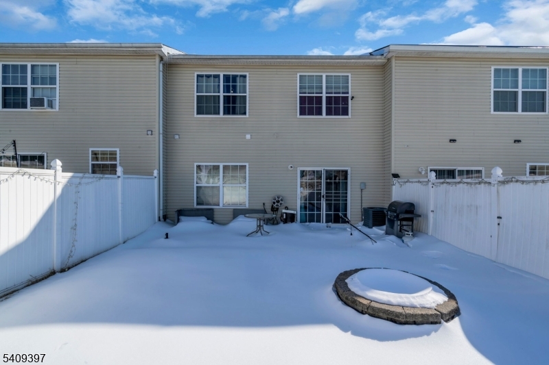 9 Lafayette Street Carteret, NJ 07008 - Photo 14 of 15