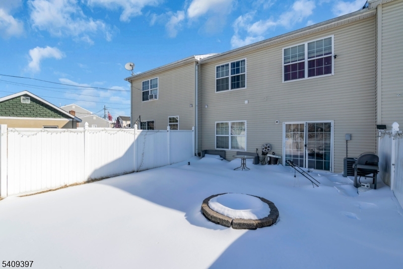 9 Lafayette Street Carteret, NJ 07008 - Photo 15 of 15