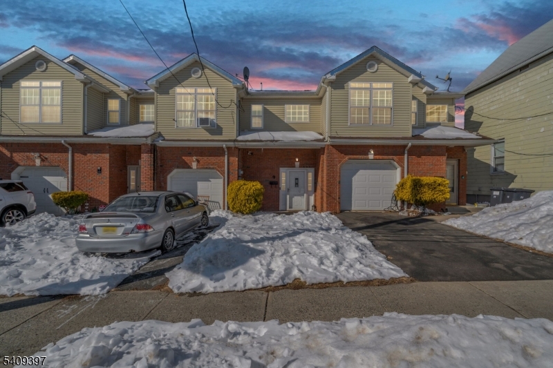 9 Lafayette Street Carteret, NJ 07008 - Photo 2 of 15