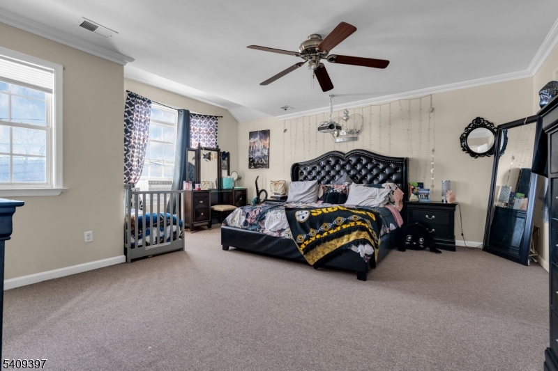 9 Lafayette Street Carteret, NJ 07008 - Photo 8 of 15