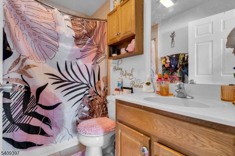 9 Lafayette Street Carteret, NJ 07008 - Photo 9 of 15