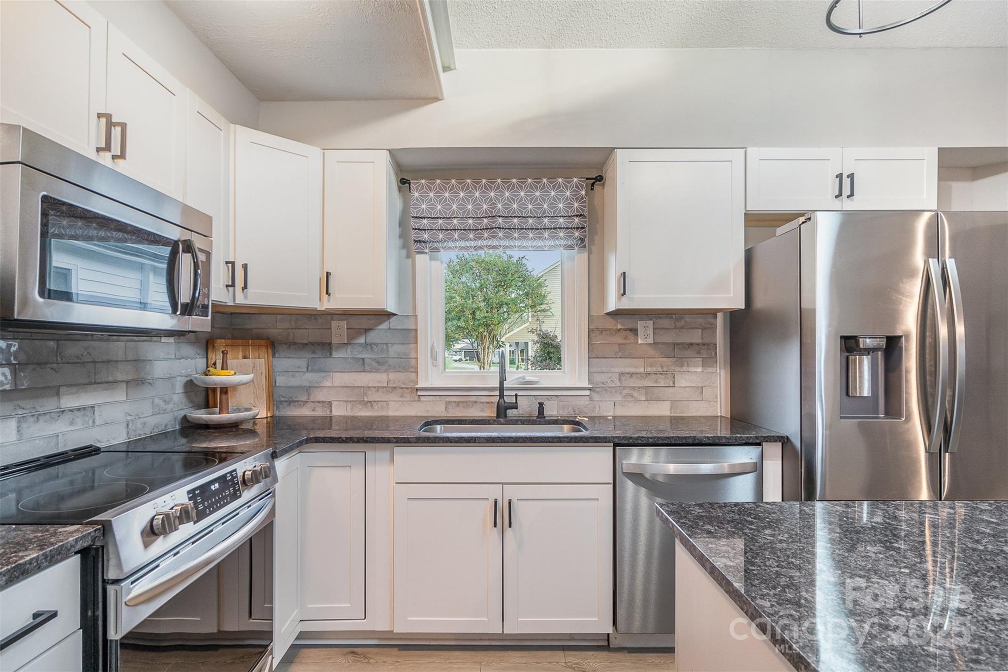 317 Commodore Loop Mooresville, NC 28117 - Photo 7 of 33