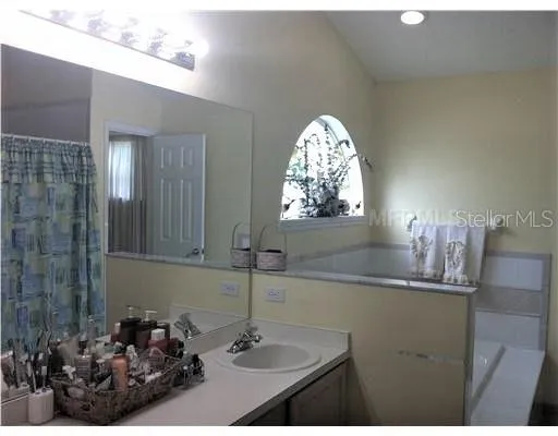 $339,900 | 8000 Aspencrest Court, Orlando, FL 32835