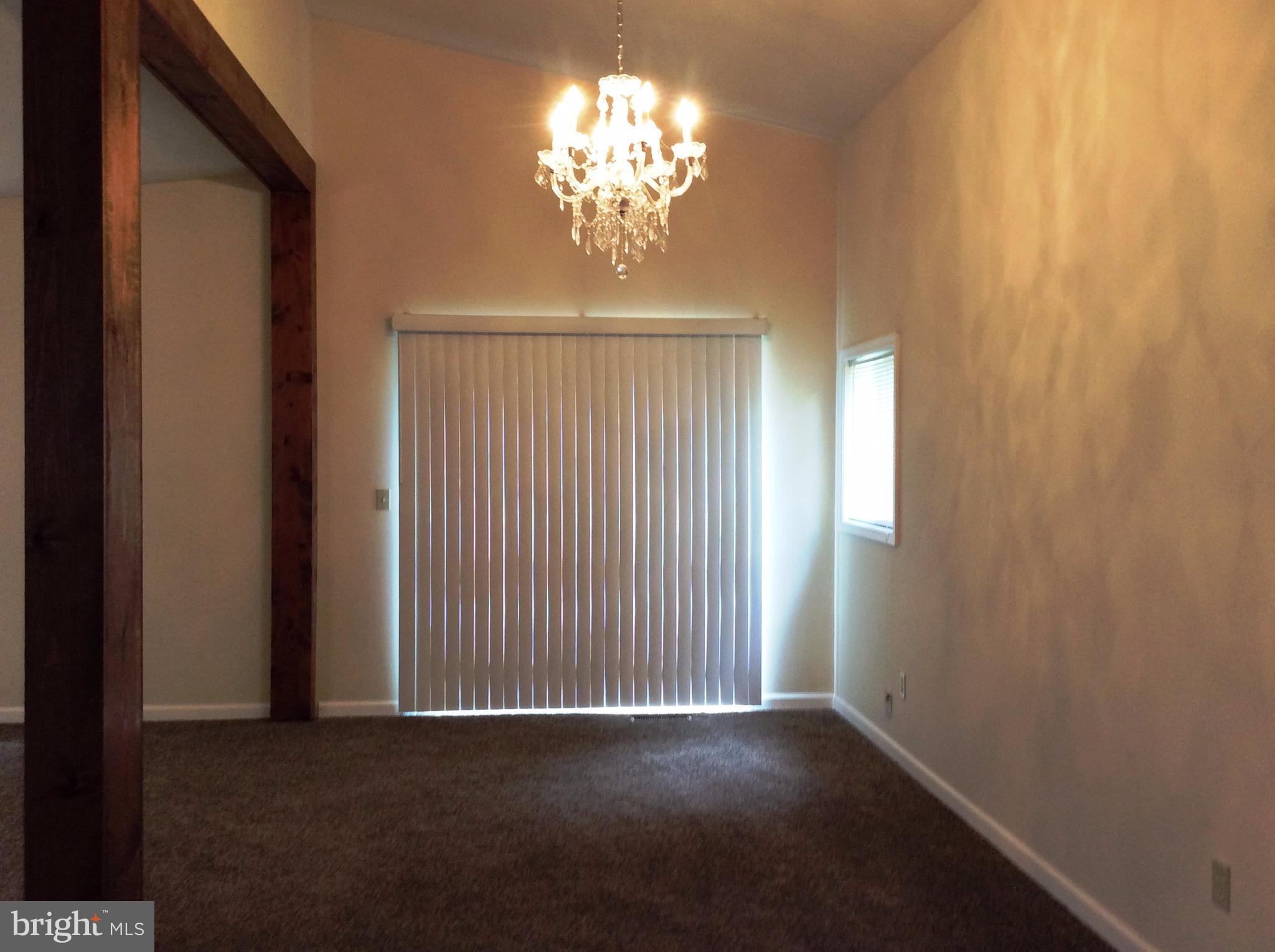 1275 Audubon Road Hedgesville, WV 25427 - Photo 2 of 15 Living Room