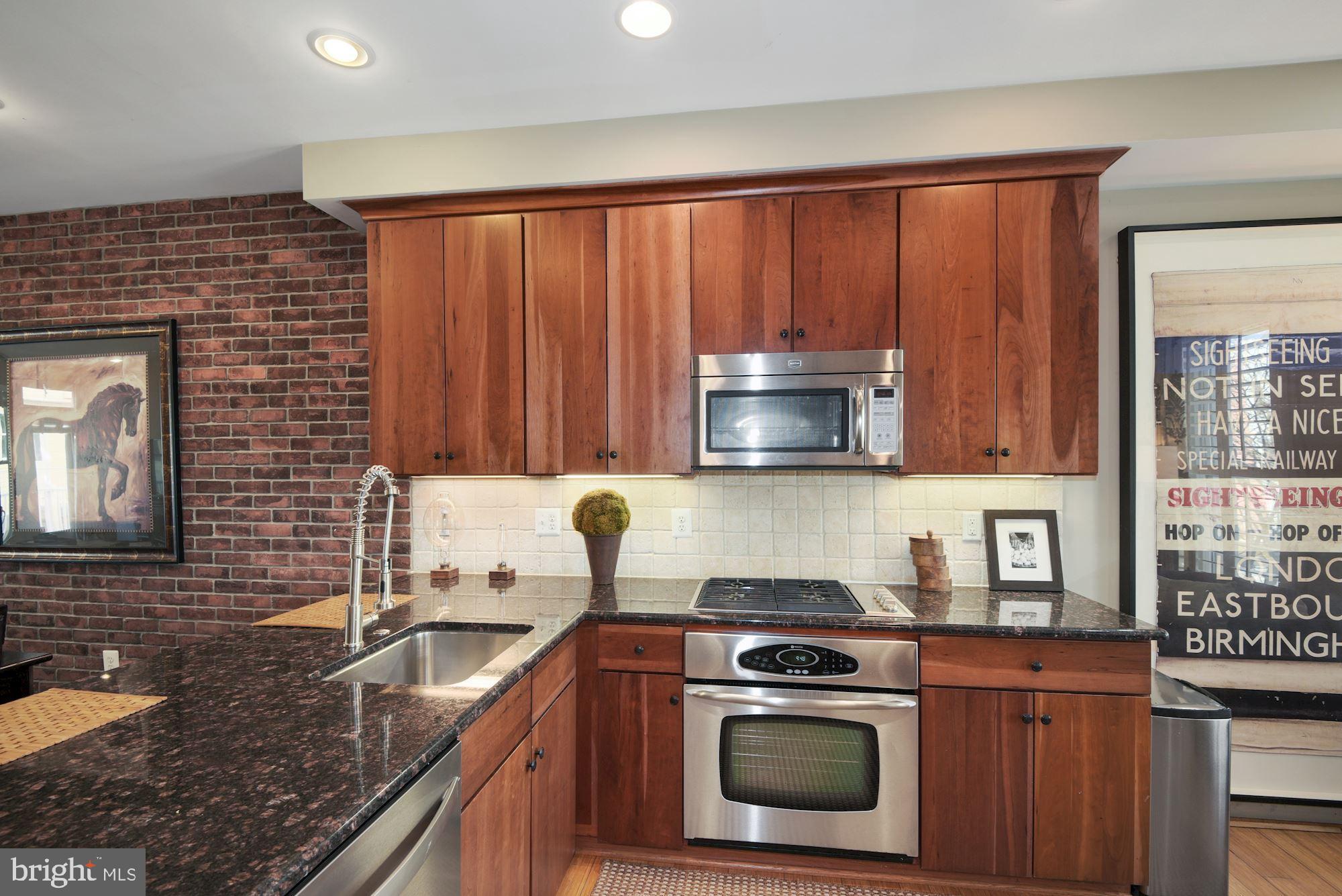 1018 4th Street Southeast Washington, DC 20003 - Photo 15 of 41