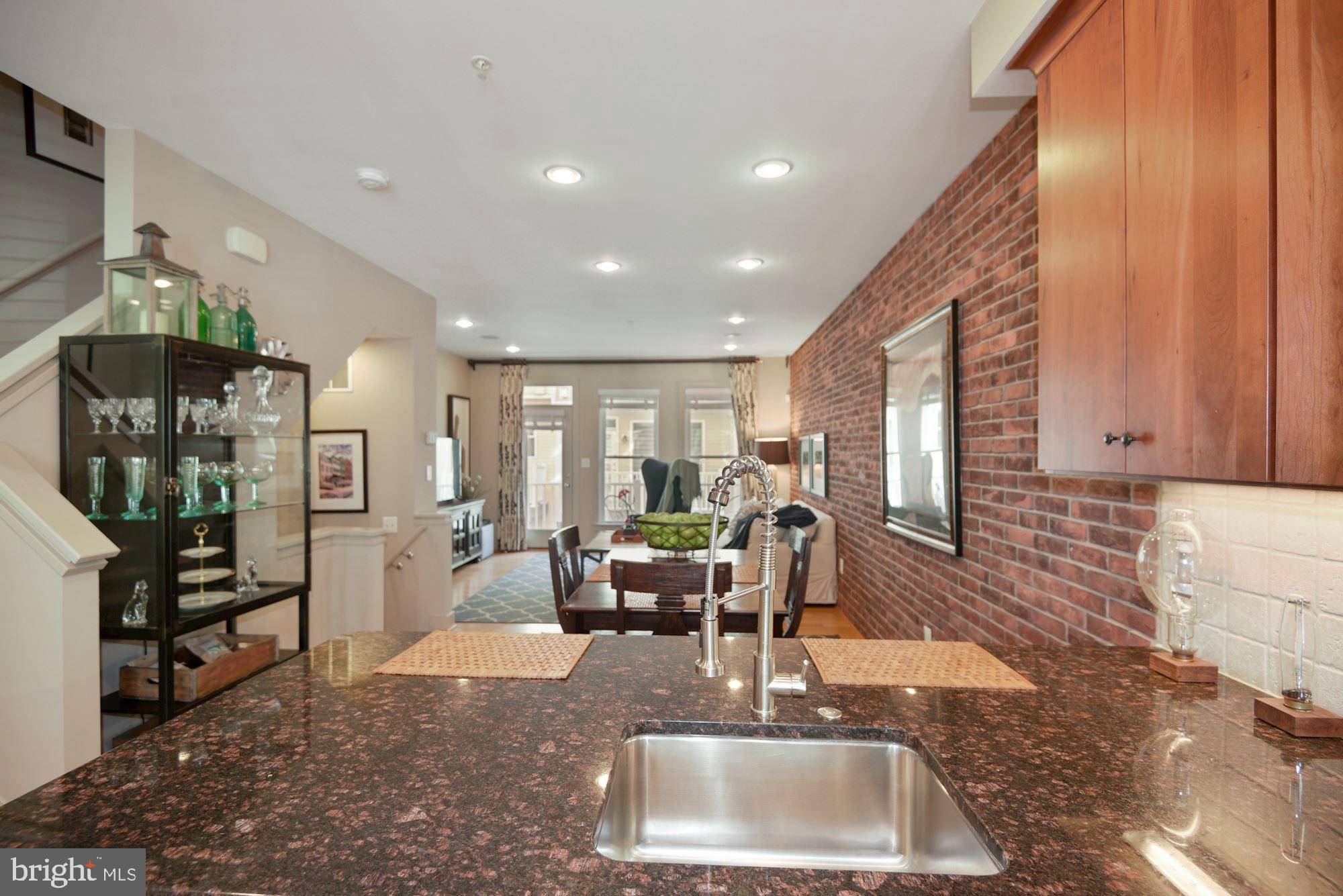 1018 4th Street Southeast Washington, DC 20003 - Photo 16 of 41