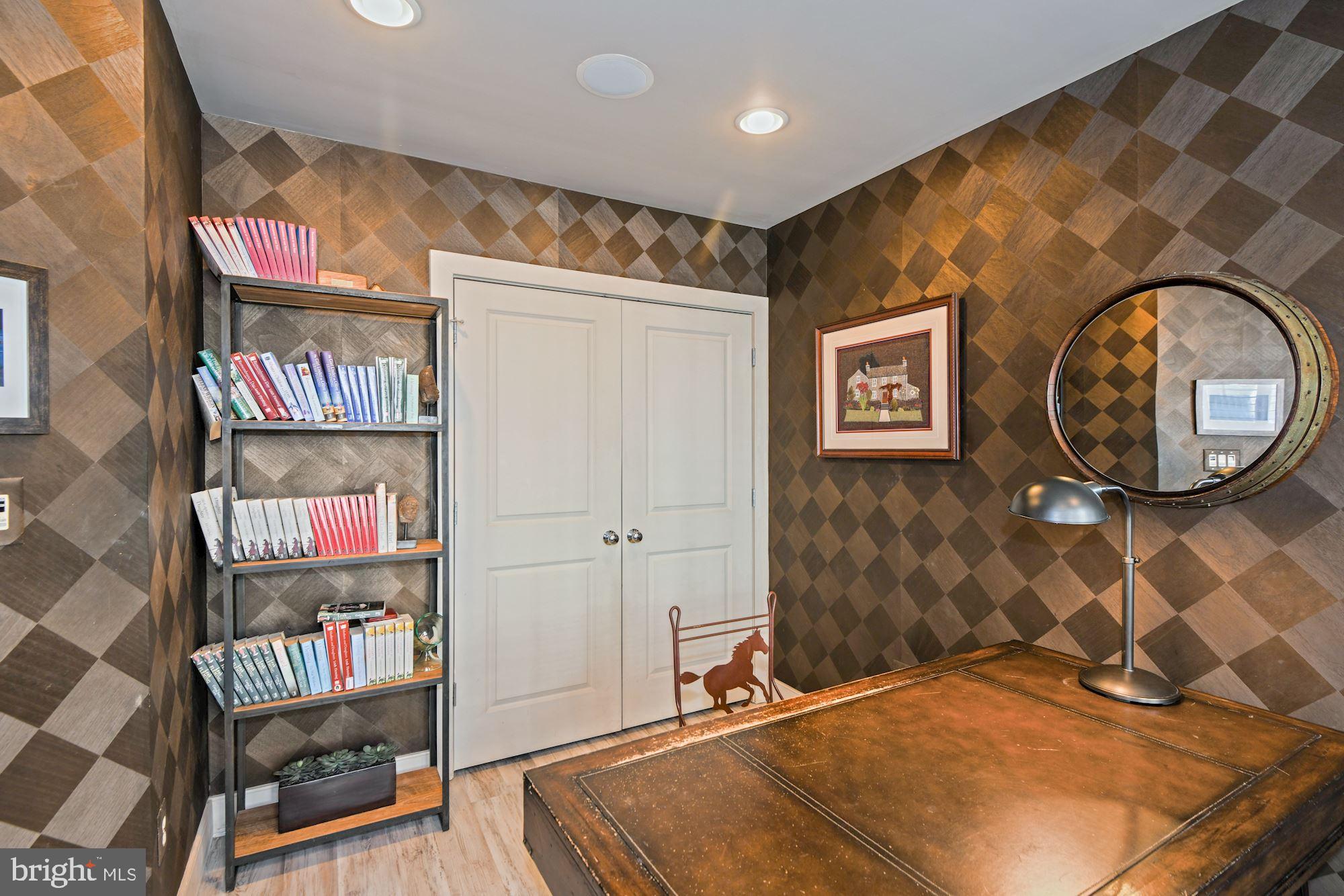 1018 4th Street Southeast Washington, DC 20003 - Photo 3 of 41