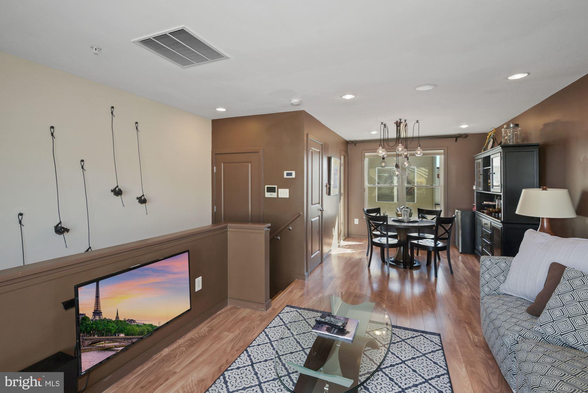 1018 4th Street Southeast Washington, DC 20003 - Photo 32 of 41