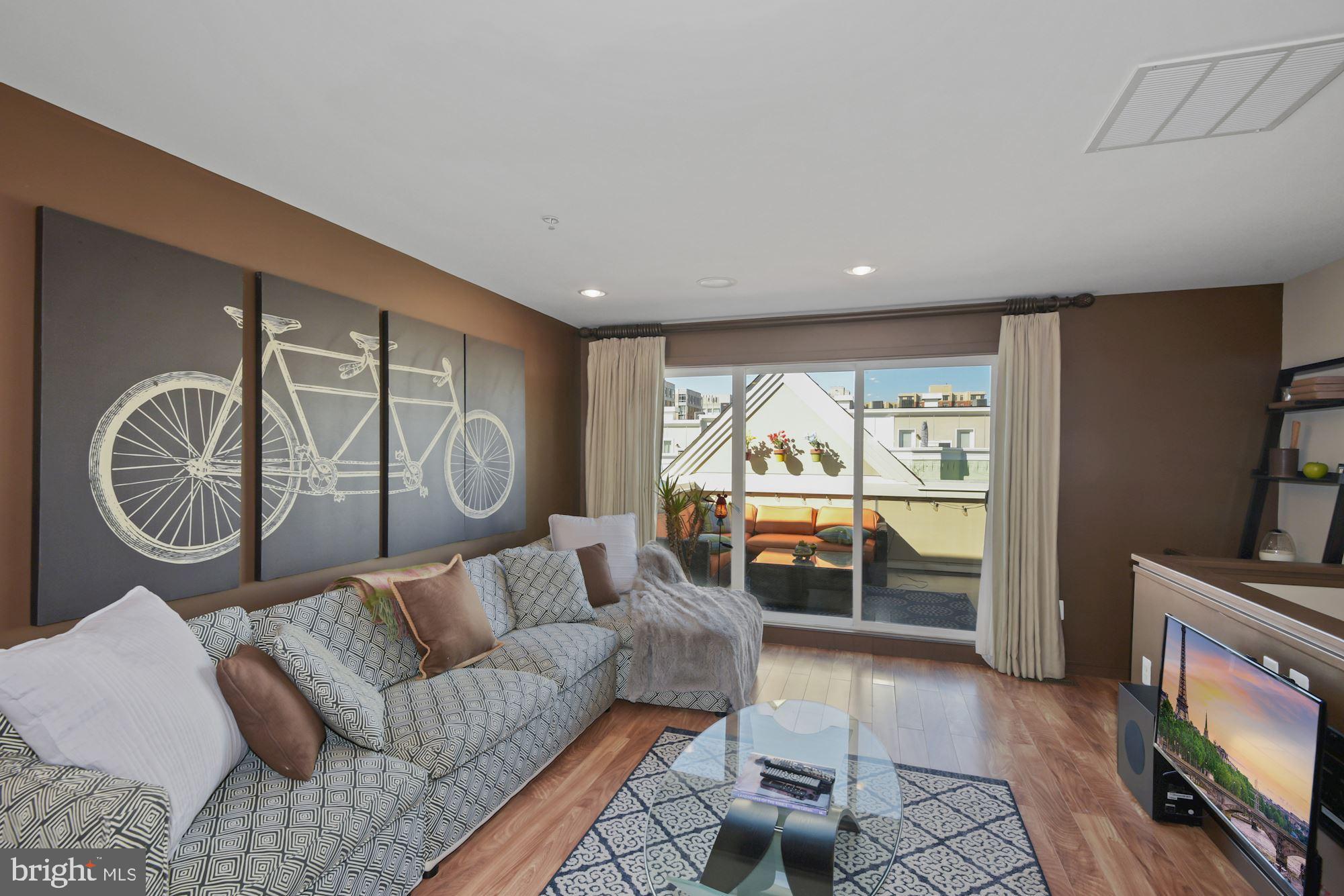 1018 4th Street Southeast Washington, DC 20003 - Photo 33 of 41