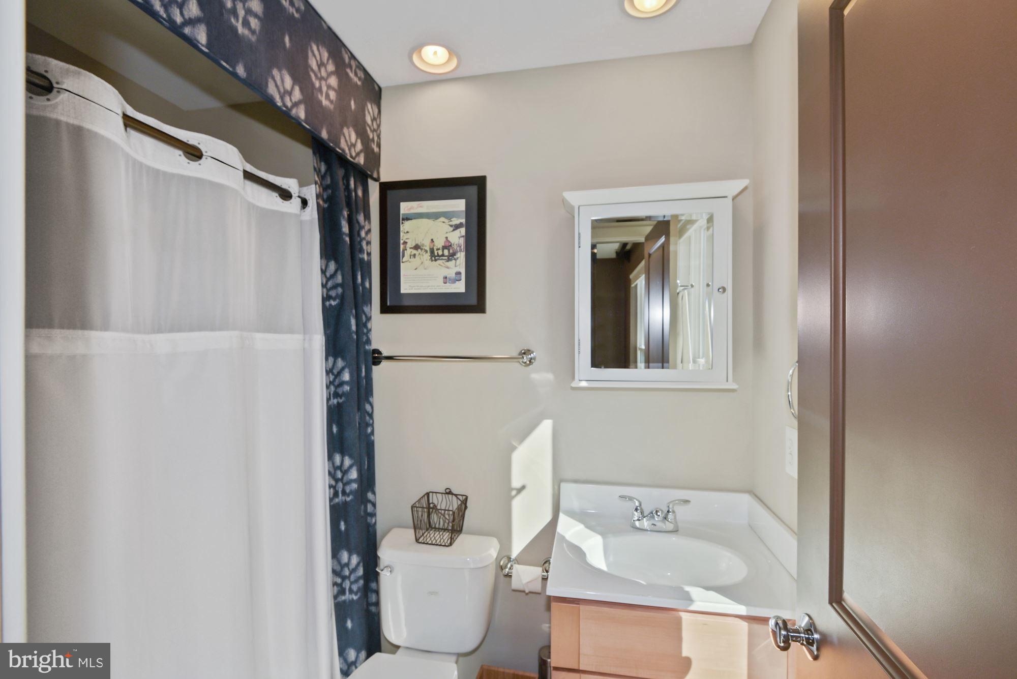 1018 4th Street Southeast Washington, DC 20003 - Photo 36 of 41