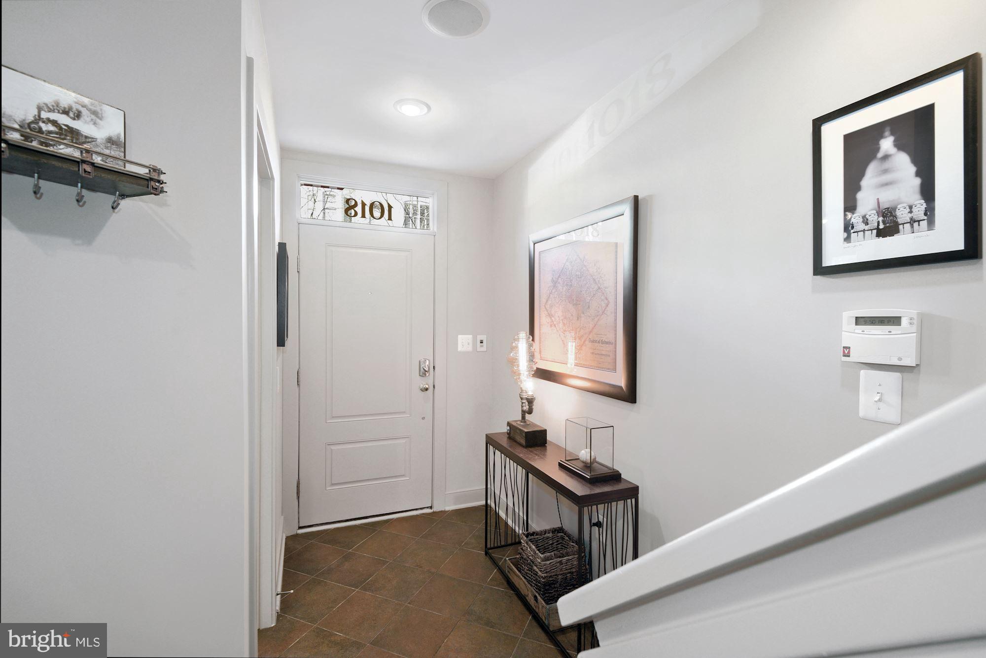 1018 4th Street Southeast Washington, DC 20003 - Photo 5 of 41