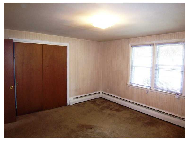 6 Rutherford Court, Unit 6 Warwick, RI 02886 - Photo 13 of 15 Bedroom.