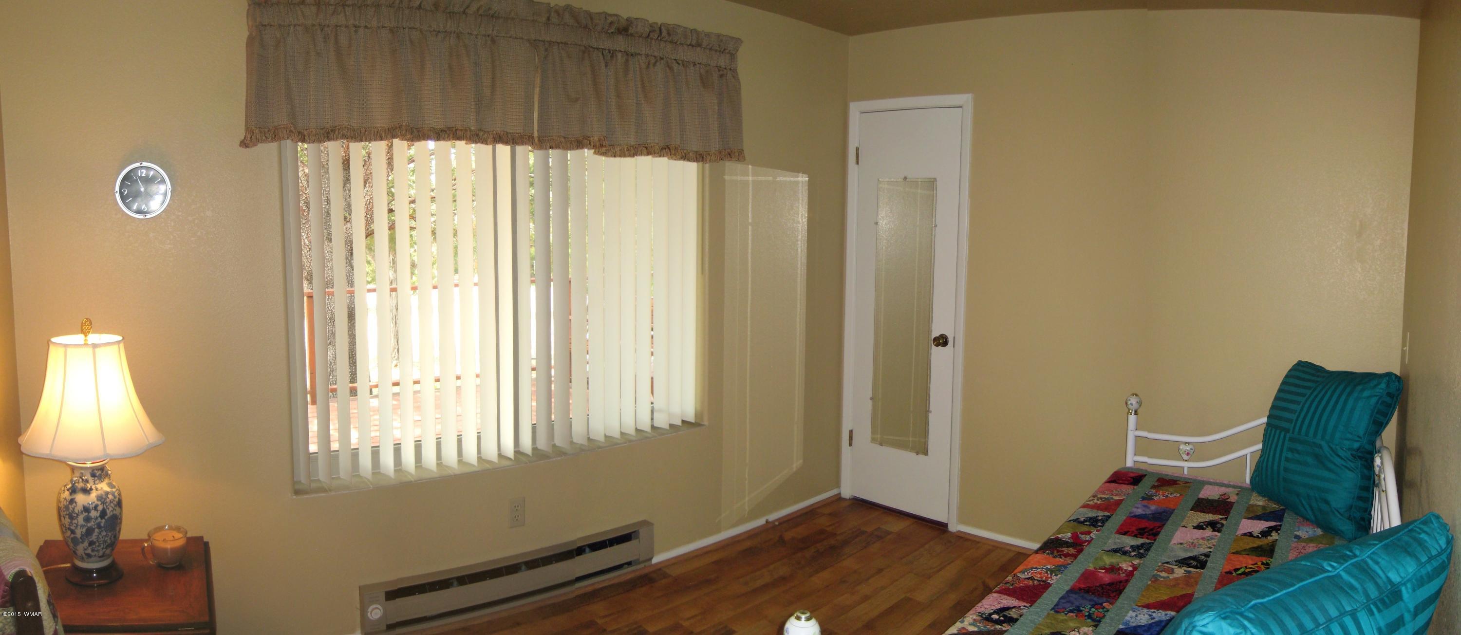 2937 Yellowjacket Street Overgaard, AZ 85933 - Photo 9 of 24