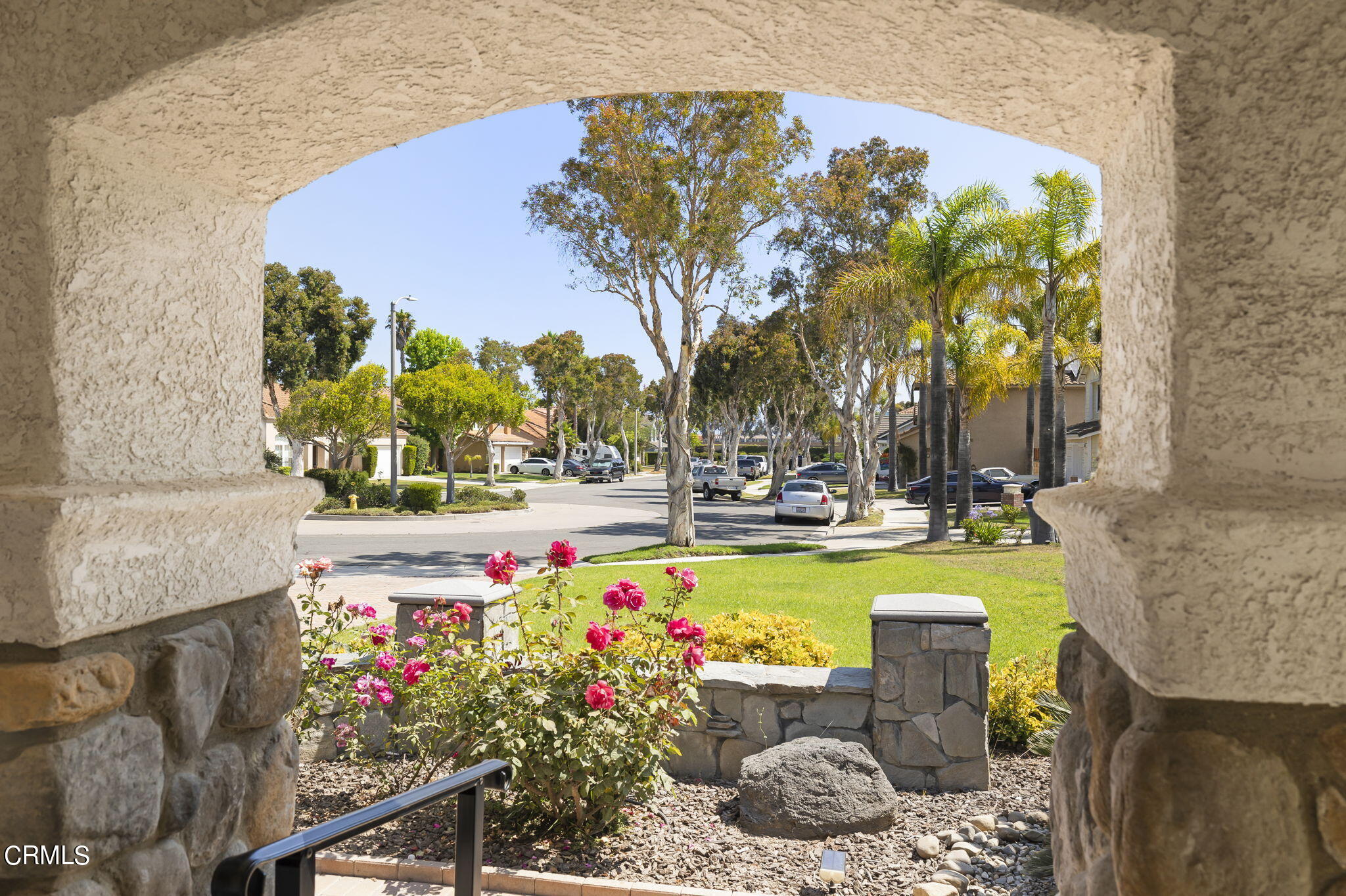 2710 Windcrest Place Oxnard, CA 93036 - Photo 5 of 34 a view of swimming pool with outdoor seating and plants