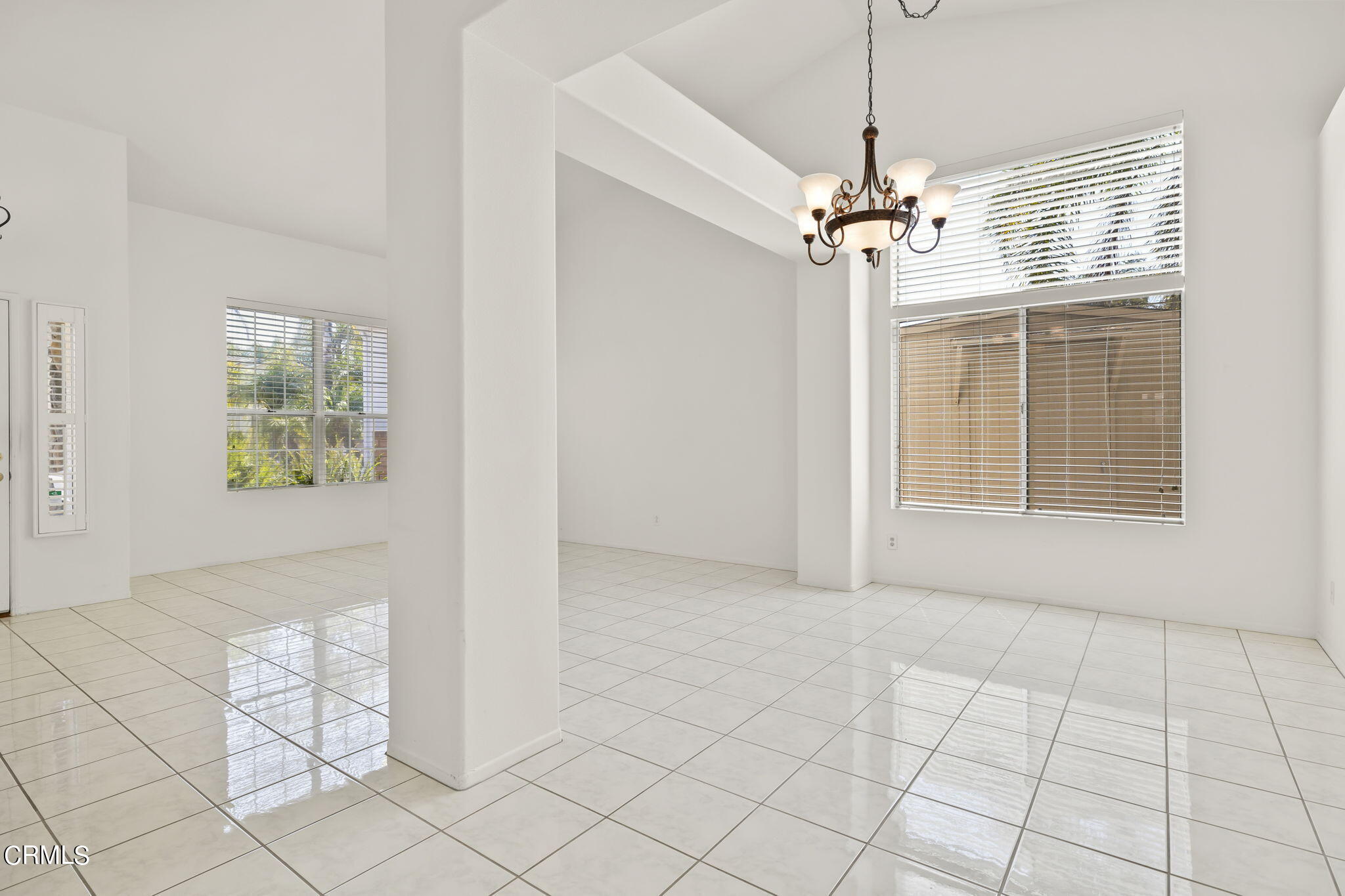 2710 Windcrest Place Oxnard, CA 93036 - Photo 10 of 34 a view of an empty room with window