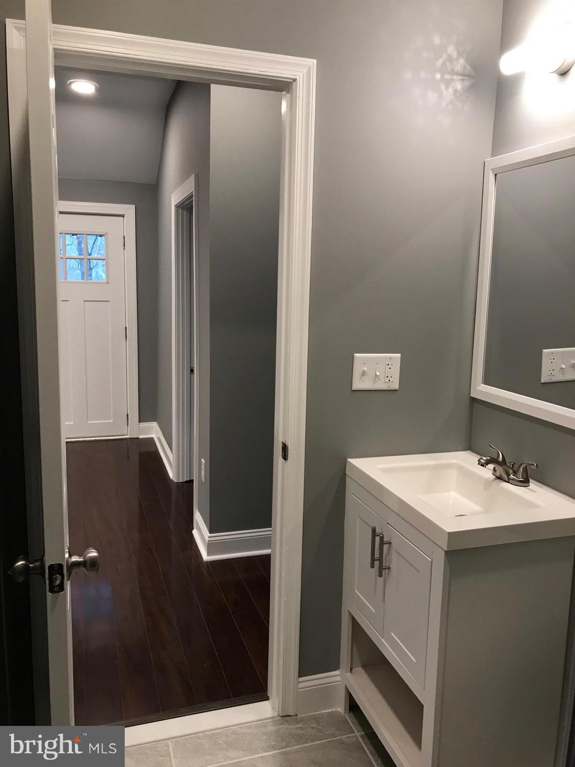449 Twin Arch Road Mount Airy, MD 21771 - Photo 20 of 33 Bathroom
