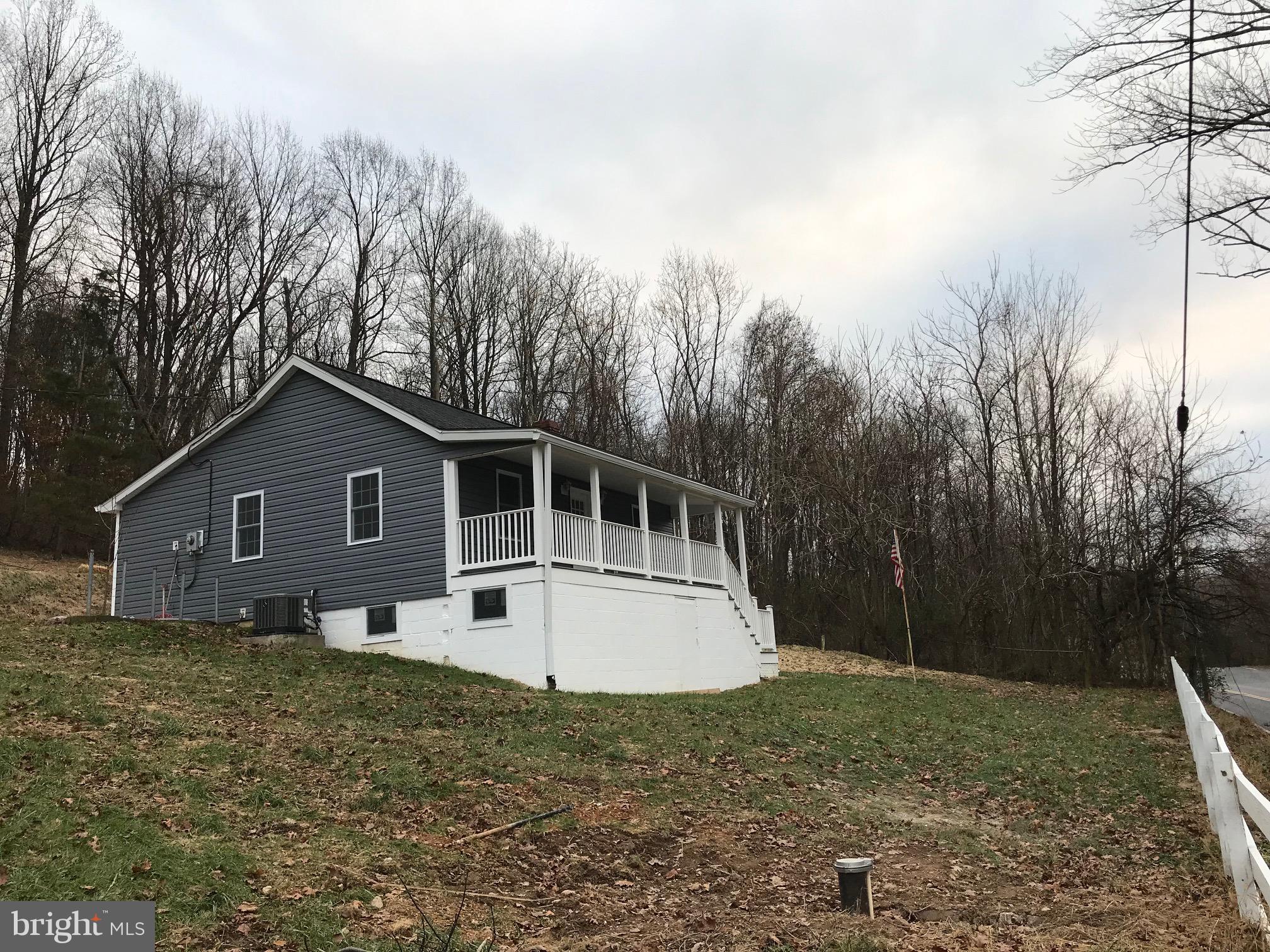 449 Twin Arch Road Mount Airy, MD 21771 - Photo 4 of 33 Exterior Side