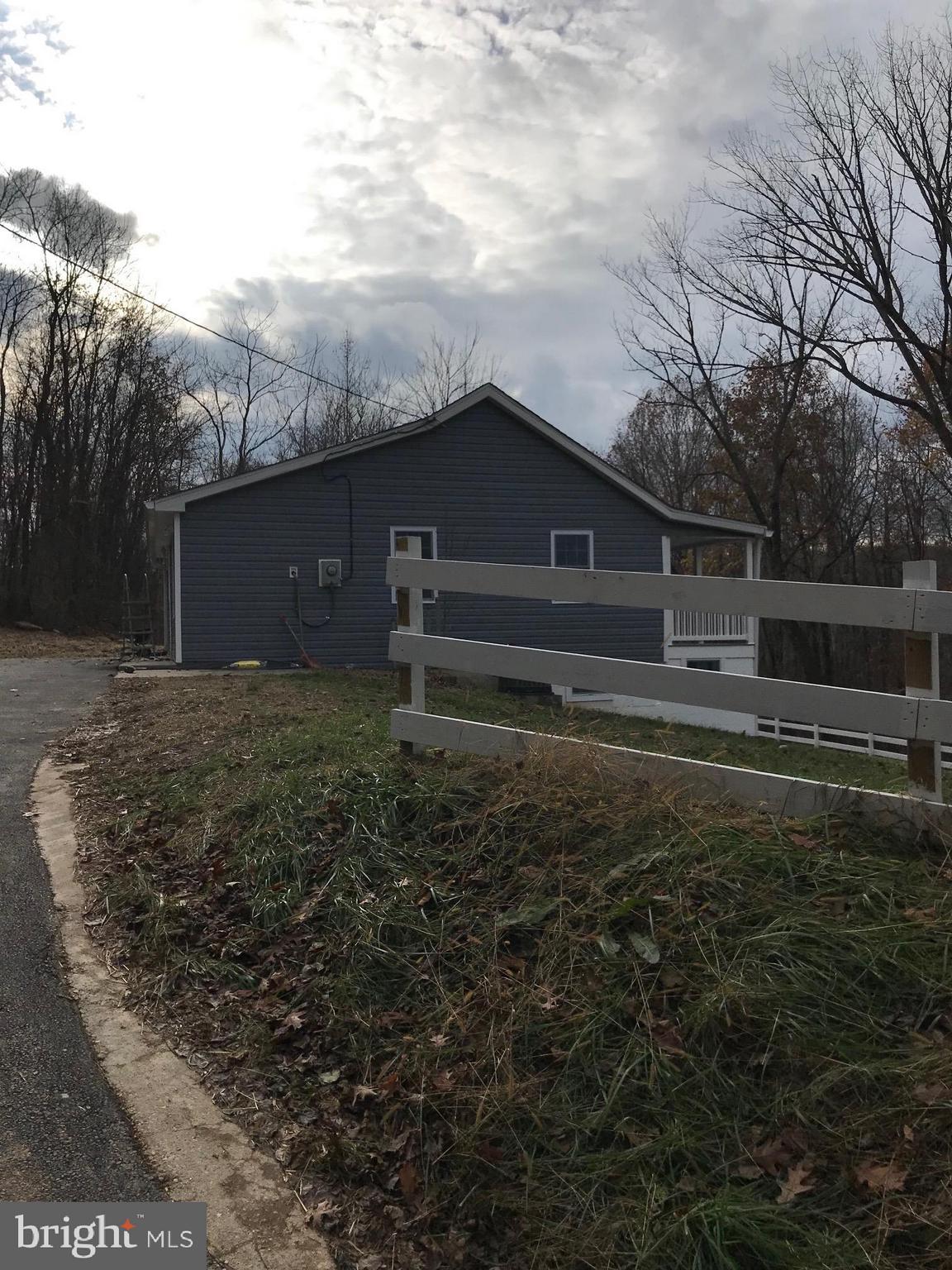 449 Twin Arch Road Mount Airy, MD 21771 - Photo 6 of 33 Exterior Entrance