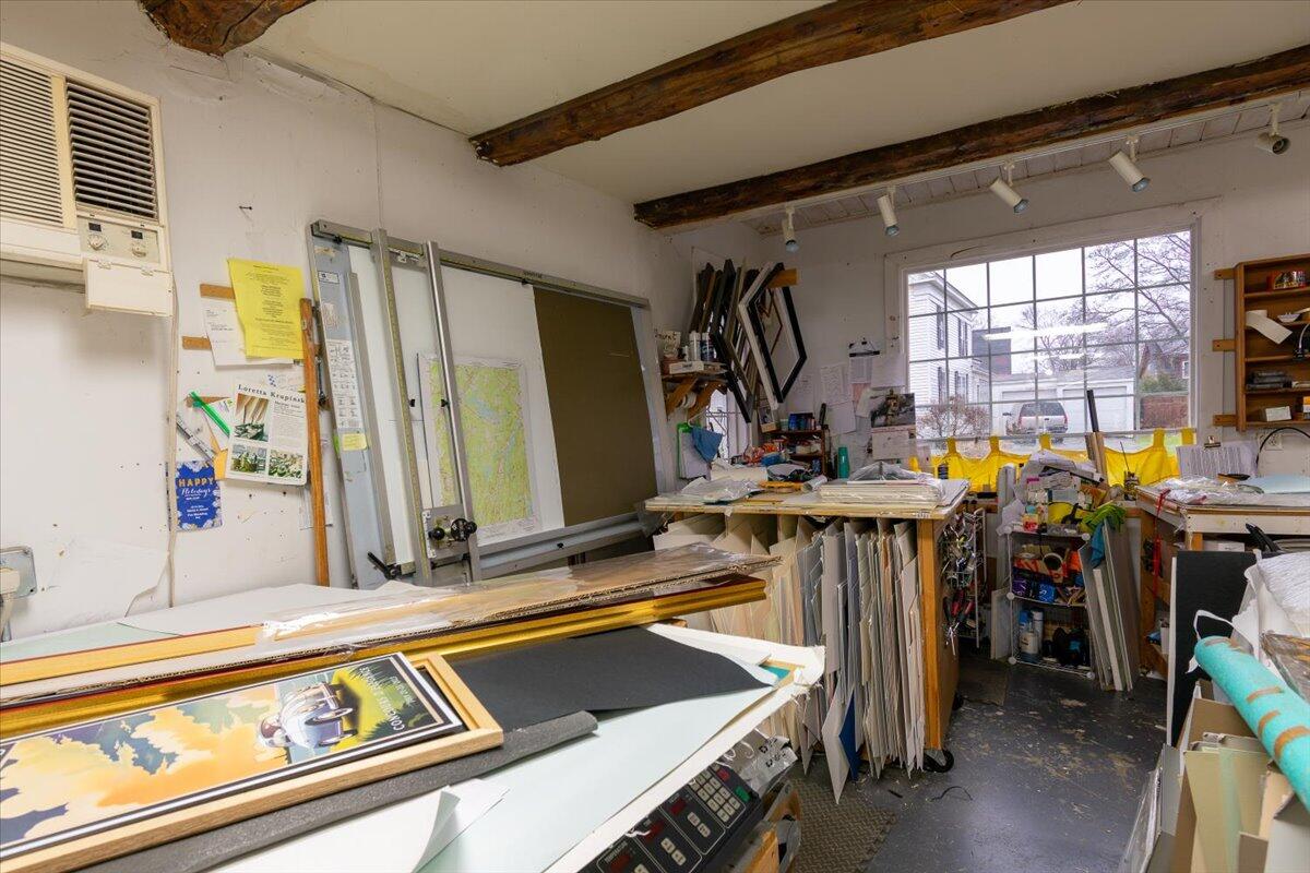 158 Main Street, Unit 156 Rockland, ME 04841 - Photo 27 of 41 156-158 Main Street, Rockland