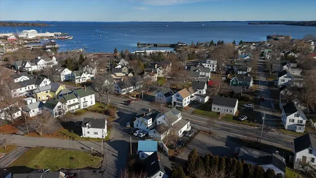 $675,000 | 158 Main Street, Unit 156, Rockland, ME 04841