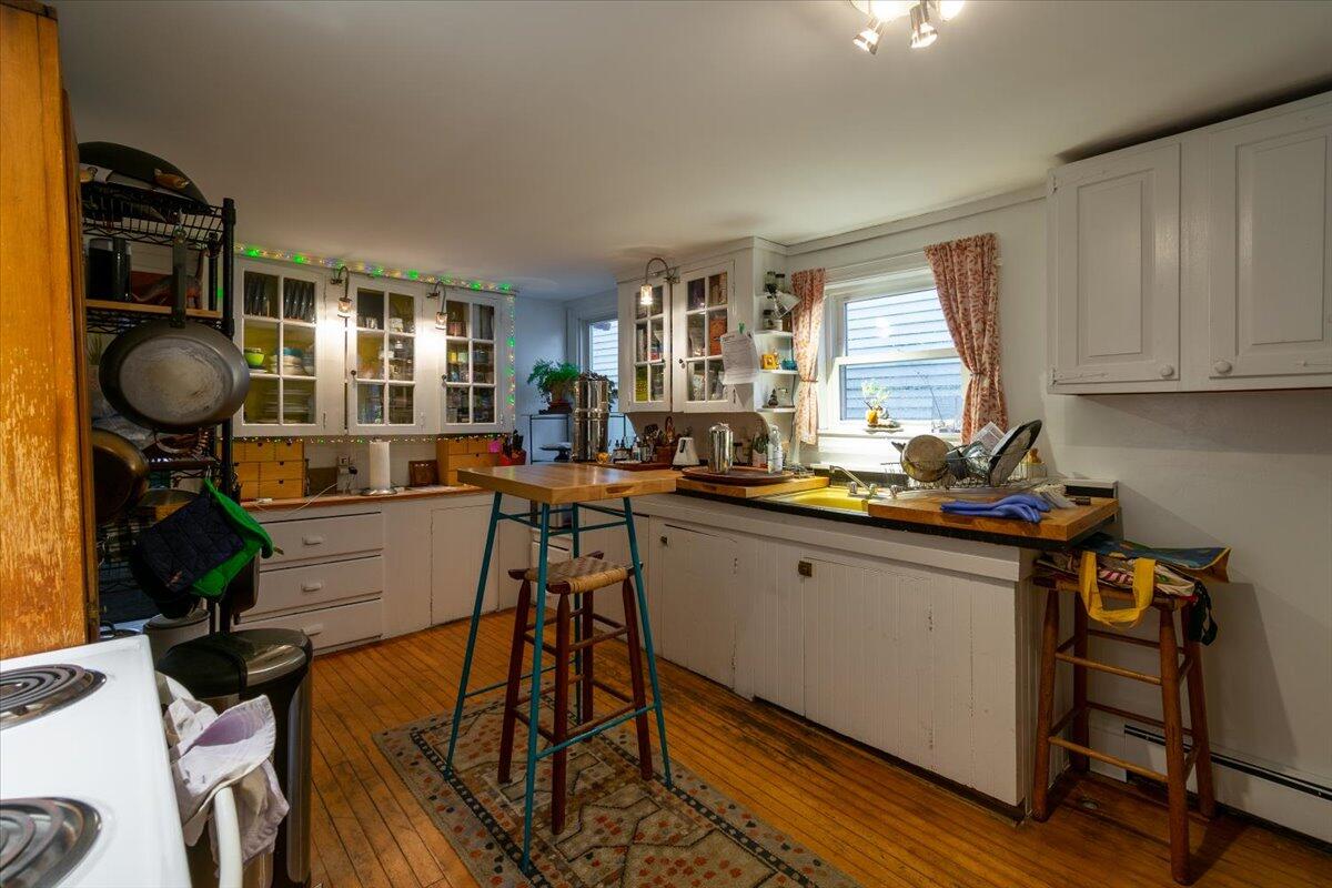 158 Main Street, Unit 156 Rockland, ME 04841 - Photo 6 of 41 156-158 Main Street, Rockland