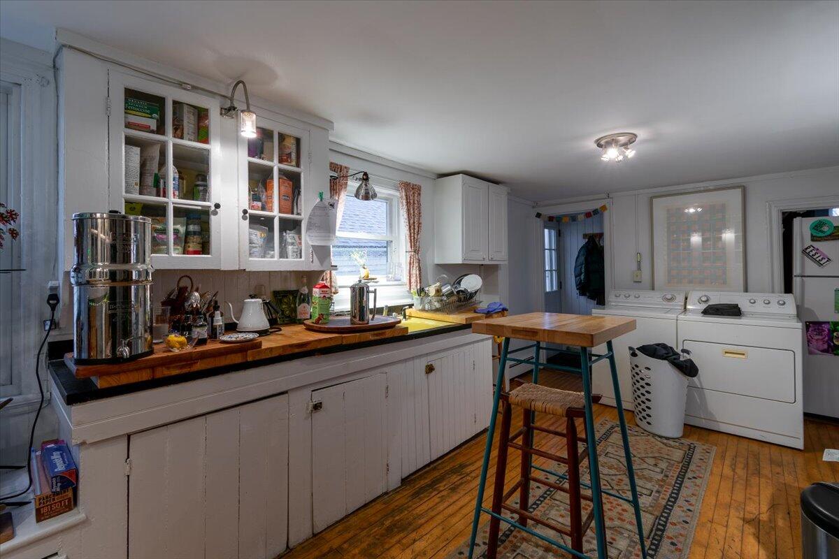 158 Main Street, Unit 156 Rockland, ME 04841 - Photo 7 of 41 156-158 Main Street, Rockland