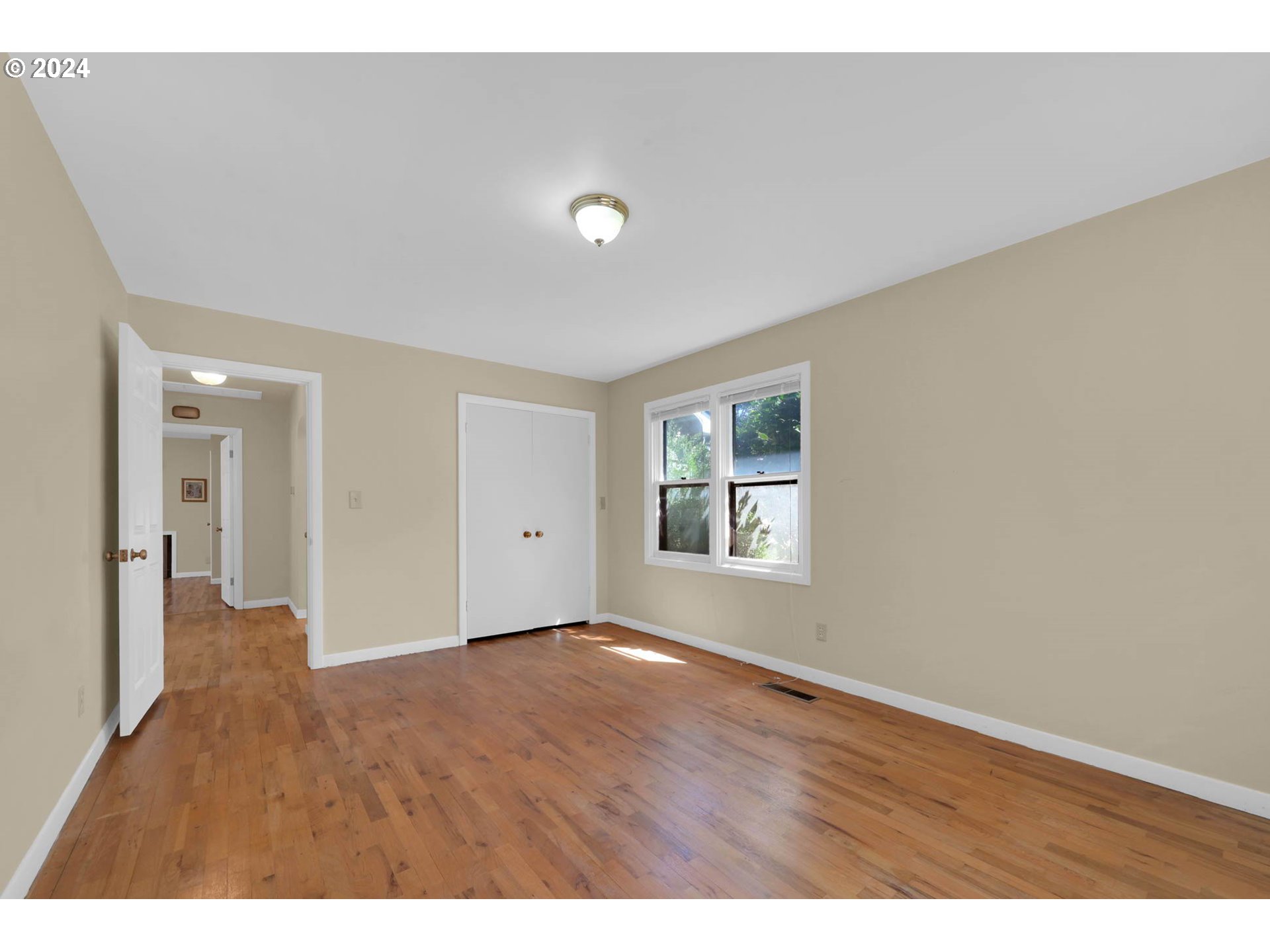 1427 Anderson Lane Springfield, OR 97477 - Photo 26 of 48 a view of an empty room with a window