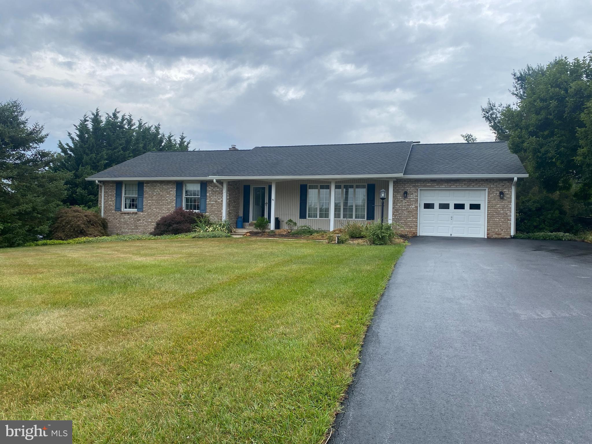 1512 Miller Road