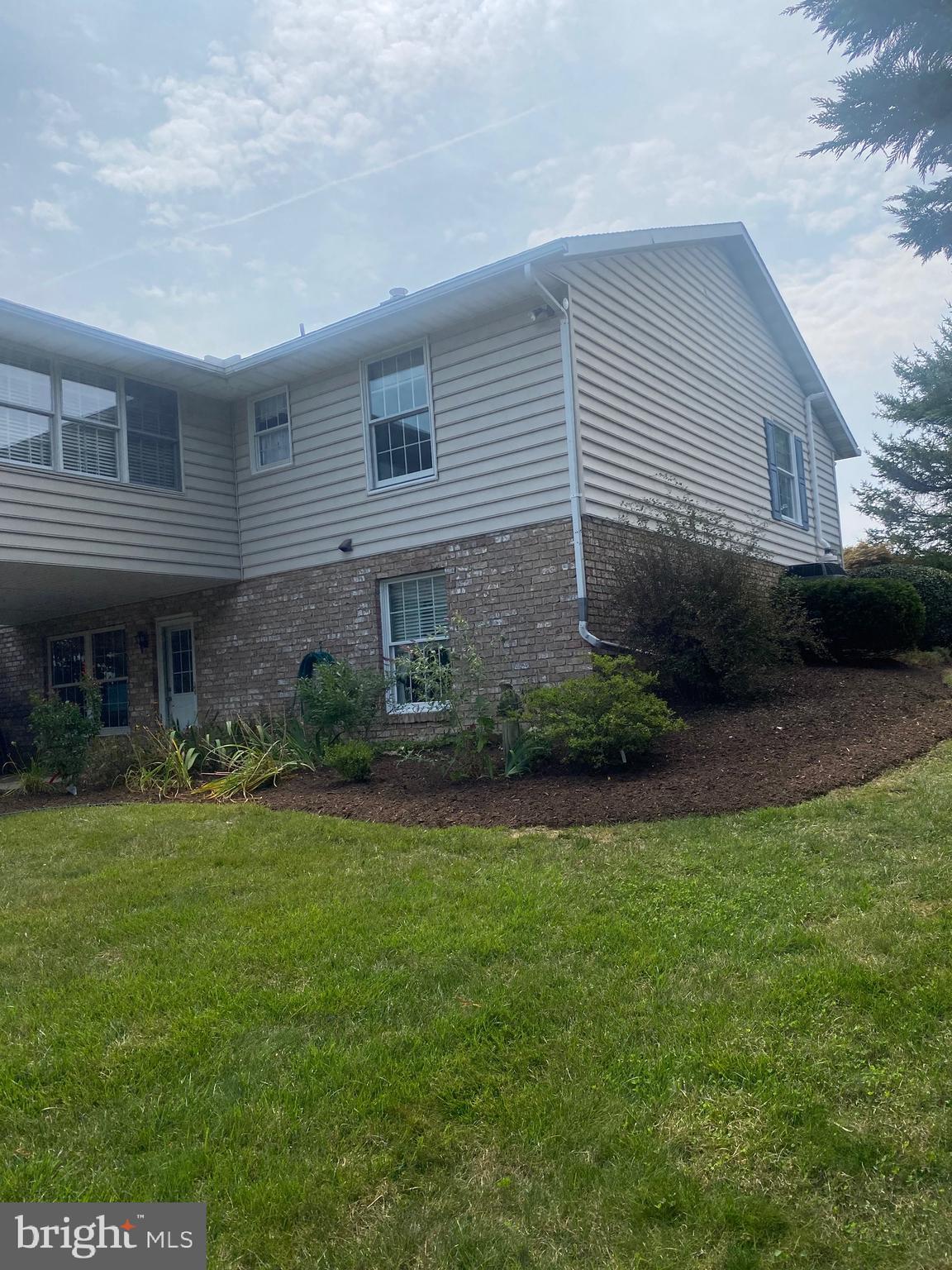 1512 Miller Road Westminster, MD 21158 - Photo 18 of 71 Side / Rear View