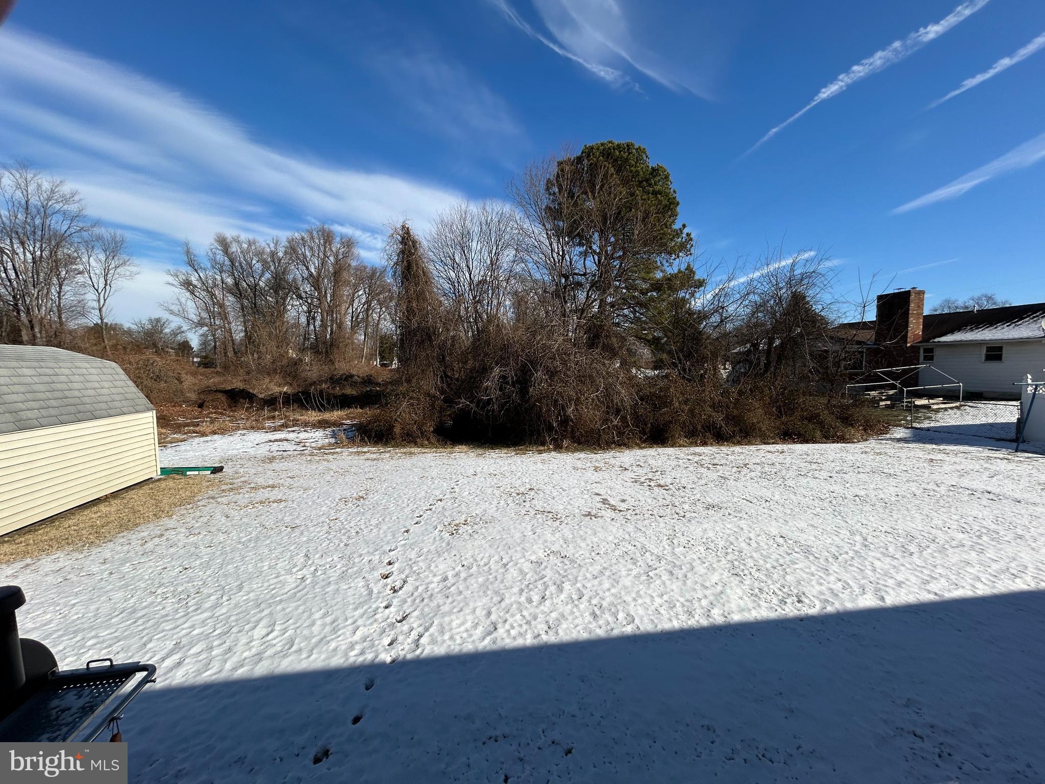 144 Annapolis Road Pennsville, NJ 08070 - Photo 22 of 24 a view of a dry yard