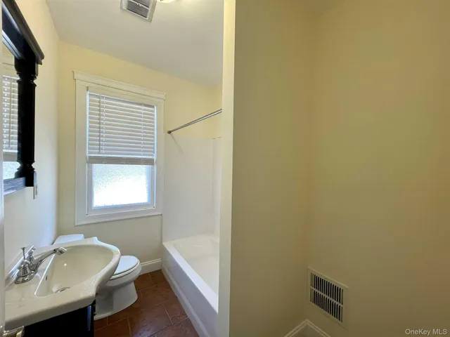 $690,000 | 11 Franklin Street, Poughkeepsie, NY 12601