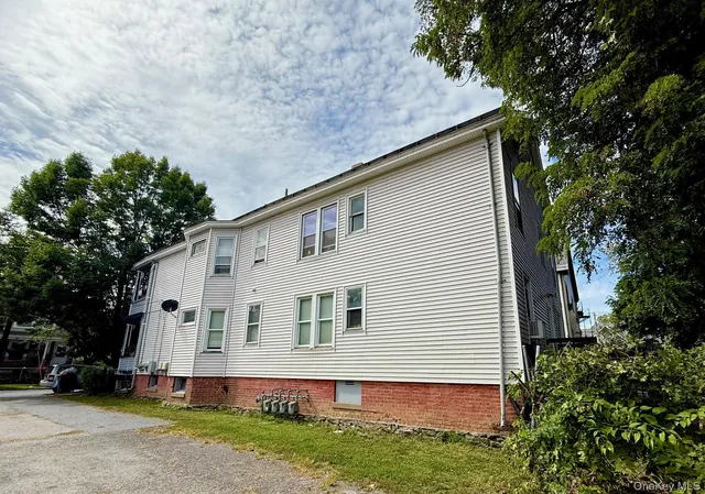 $690,000 | 11 Franklin Street, Poughkeepsie, NY 12601