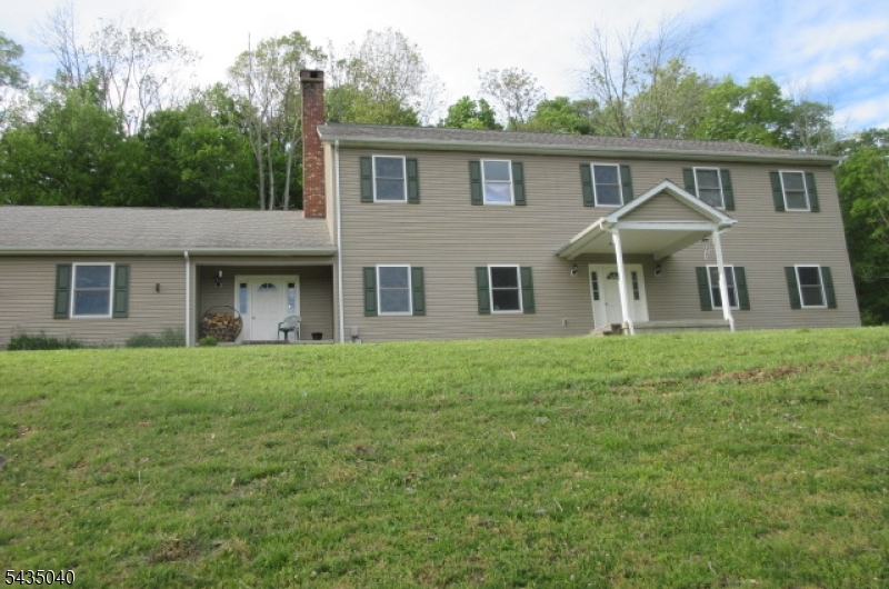 28 Beaver Run Road Lafayette, NJ 07848 - Photo 1 of 36 front view of a house with a yard