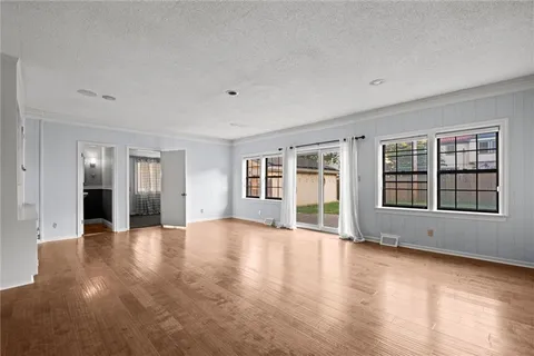 $750,000 | 441 West 67th Street, Kansas City, MO 64113